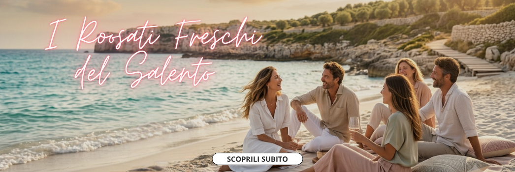 un gruppo di ragazzi felici sulla spiaggia del salento